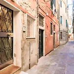 Historic - Centre